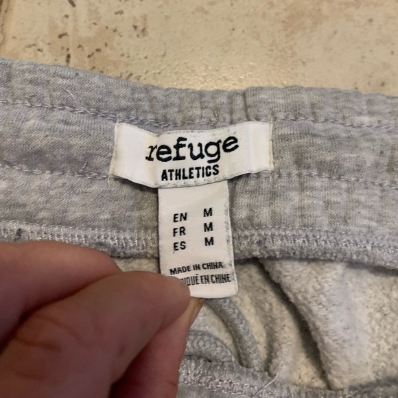 Refuge Athletics Grey Cargo Joggers - Medium - Picture 6 of 8